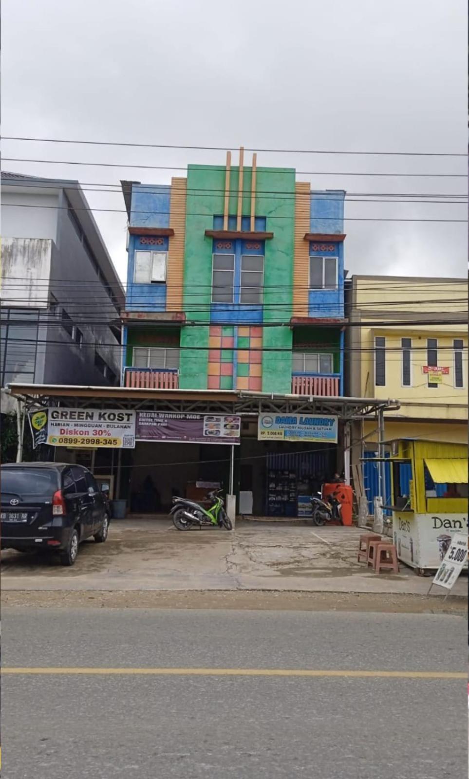 Greenkost Hostel Sintang Kültér fotó